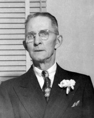 EverettSmallerBWBrighter.jpg