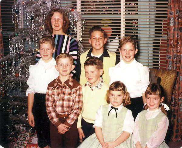 ChristmasCousinsAdjHue.jpg